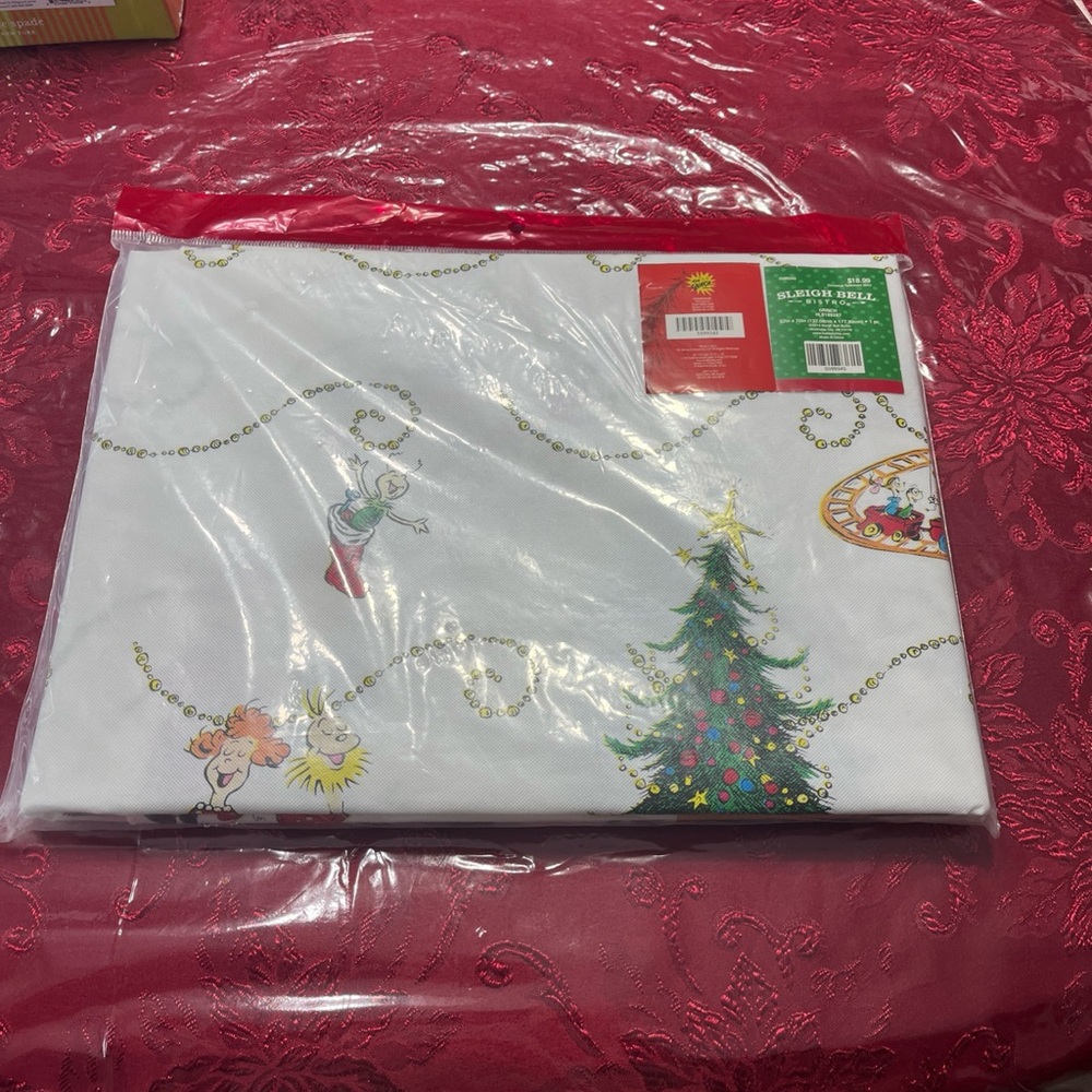 The Grinch Vinyl Holiday Tablecloth with Christmas Tree Design New